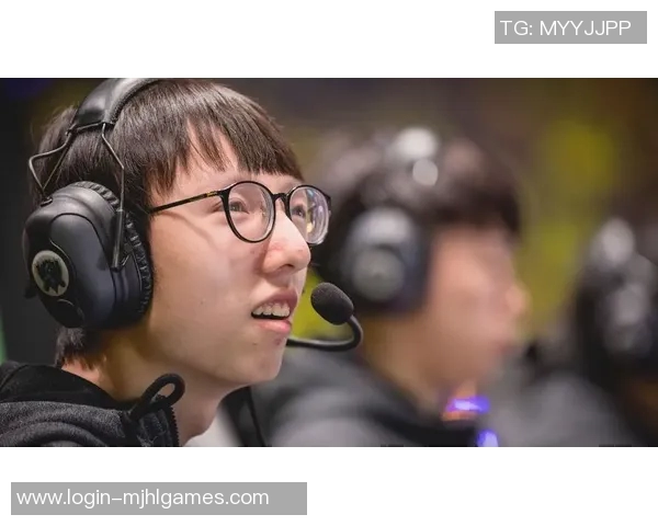 RNG逆风翻盘的成长历程与世界冠军杯的辉煌征程